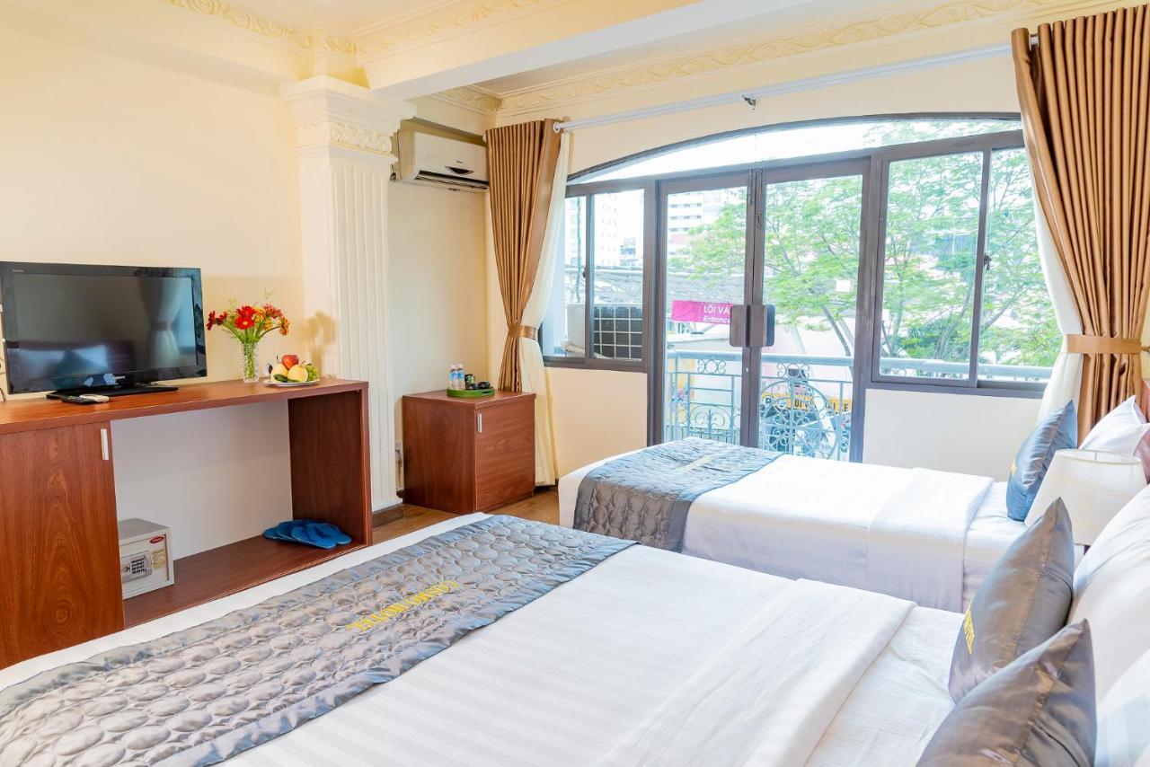 Cosmo Square Hotel Хошимин Экстерьер фото