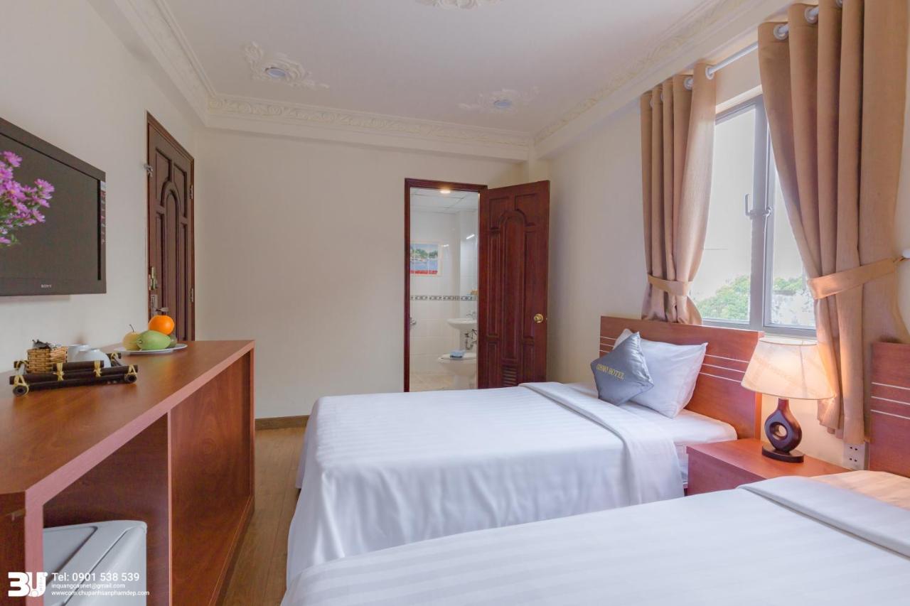 Cosmo Square Hotel Хошимин Экстерьер фото